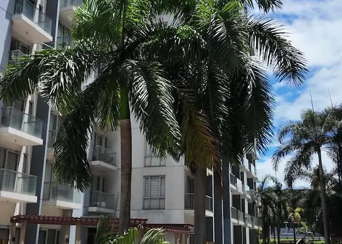 Runway Condotel And Staycation